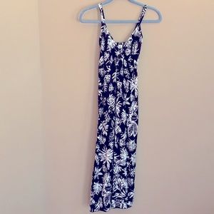 Maxi dress! Tropical rayon cover-up/sun dress, black white